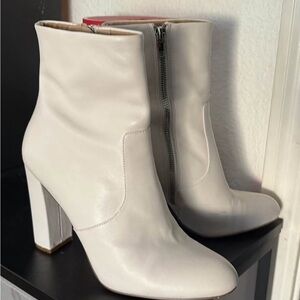 Steve Madden Cream Ankle Boots